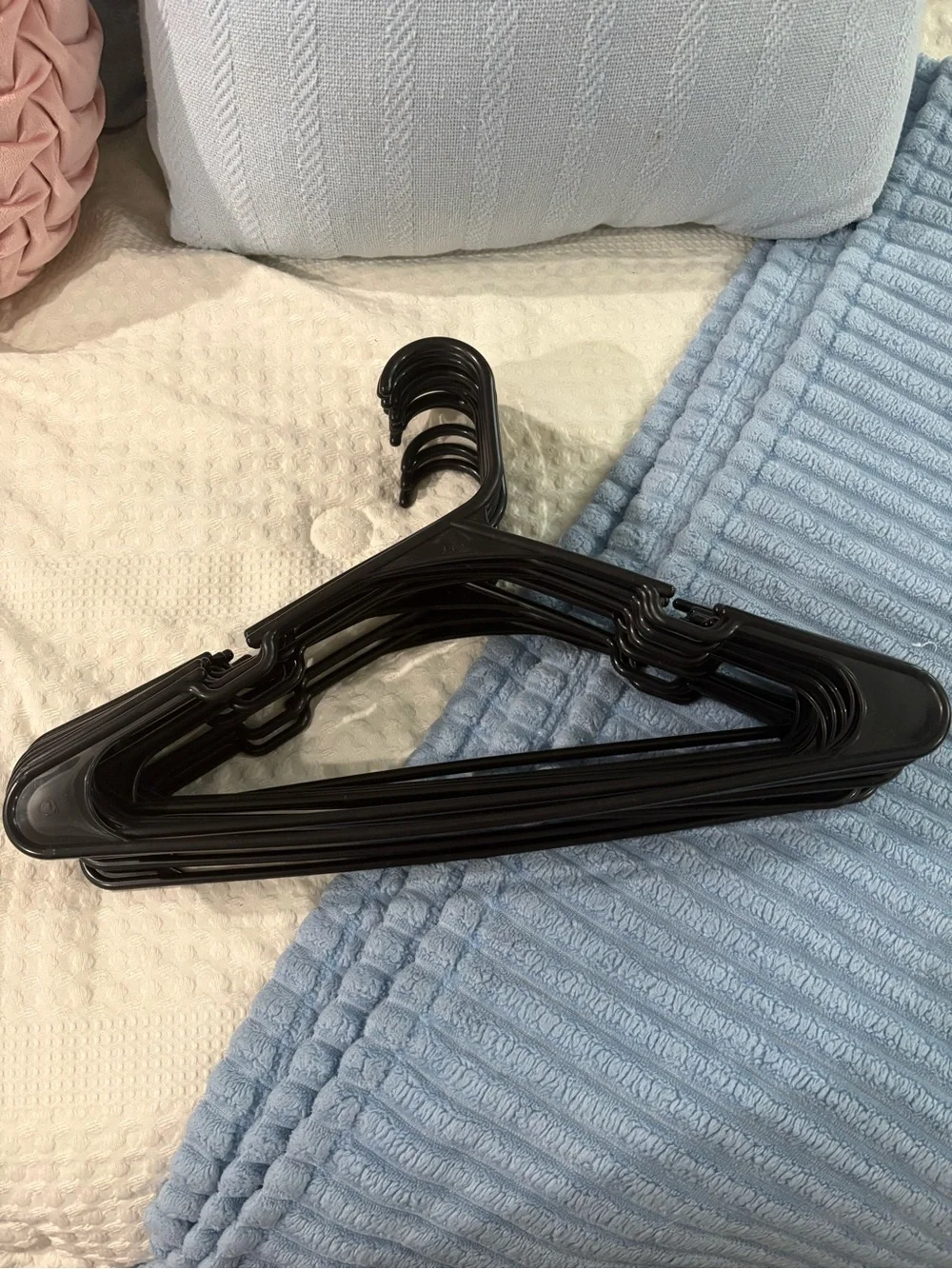 Black Plastic Clothing Hangers - Multipack